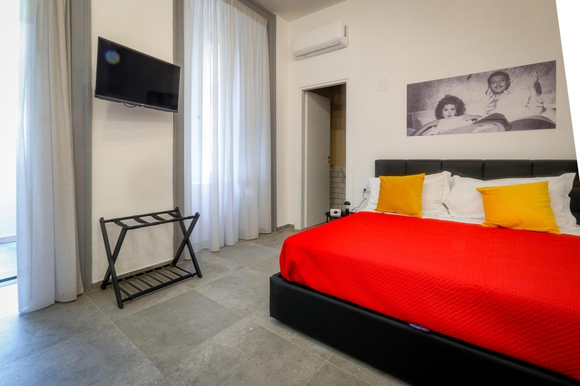 Guest house Movie Naples